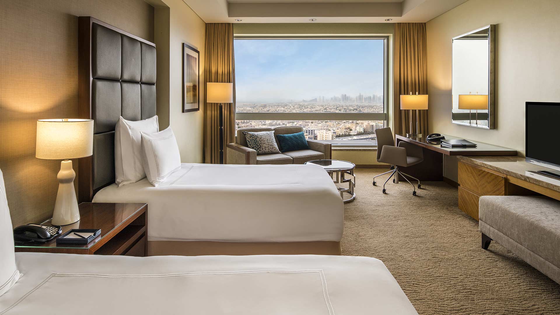 swissotel-al-ghurair-b1p8-classic-twin-room-1721-2