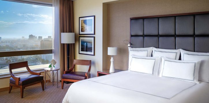 sag-classicpremium-suite-bedroom-78952-2-2