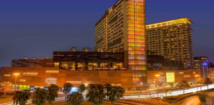 swissotel-exterior-night-1-2