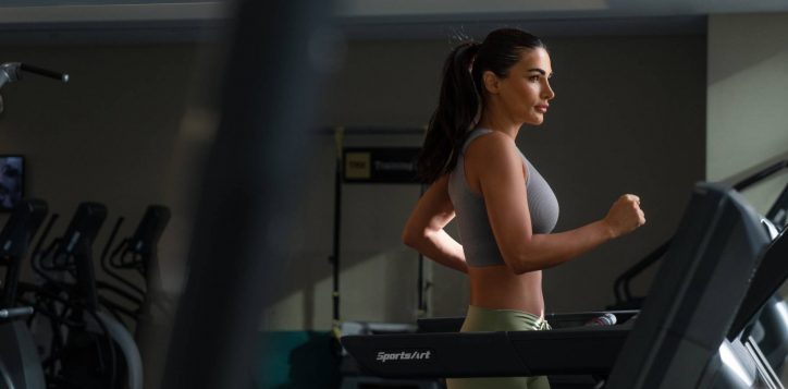 vitality-in-movement_woman-in-swissotel-gym-1-2