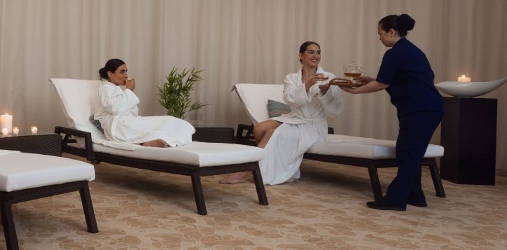 women-in-relaxation-area_swissotel-spa-3-2-2