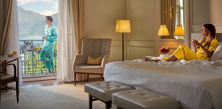 website-banner_escapesale_1920x1080_en-2