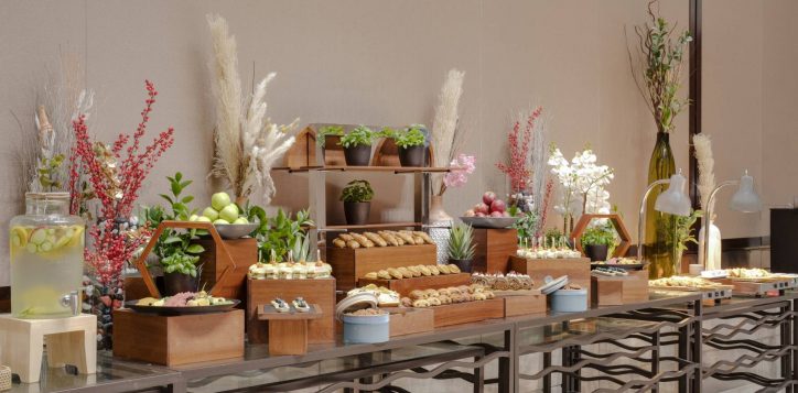 h1p8_ballroom_coffee_break_2-2