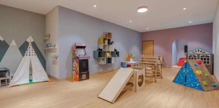 h1p8_kids_playarea-2