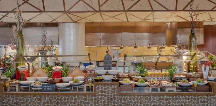 h1p8_restaurant_with_dinner_buffet_setup-2