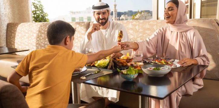 family-_arabic-dining_local-family-2-min-3-2